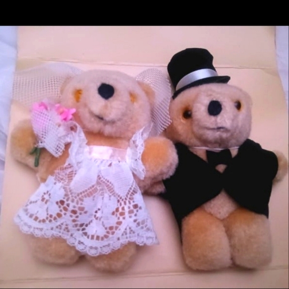 NEW Vintage bride and groom - Picture 1 of 1